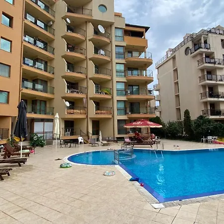 Appartamento Amadeus 1 - 13b Large Two Bedroom *
