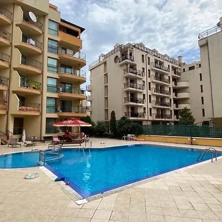 Amadeus 1 - 13b Large Two Bedroom Appartamento *