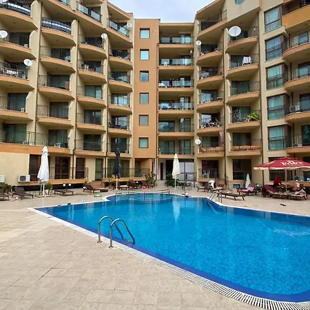 Amadeus 1 - 13b Large Two Bedroom Appartamento *