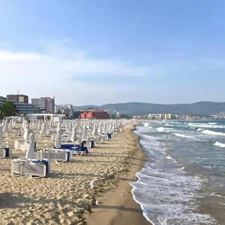 Appartamento Amadeus 1 - 13b Large Two Bedroom *