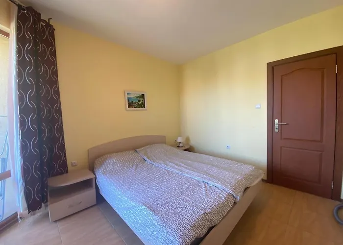 Amadeus 1 - 13b Large Two Bedroom 公寓 *