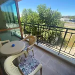 Amadeus 1 - 13b Large Two Bedroom شقة ساني بيتش