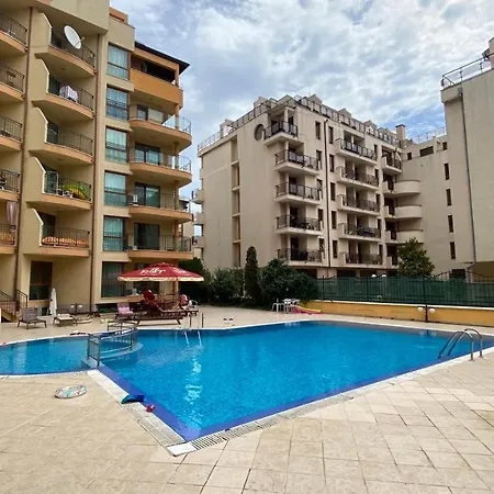 Amadeus 1 - 13b Large Two Bedroom شقة *